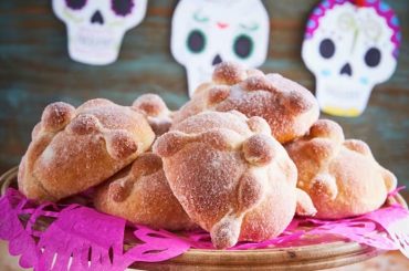 Receta de pan de muerto mexicano