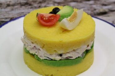 Causa rellena peruana, receta tradicional paso a paso