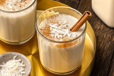 Receta de coquito puertorriqueño con ron, bebida navideña tropical