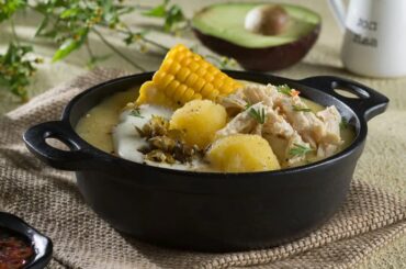 Receta de ajiaco colombiano