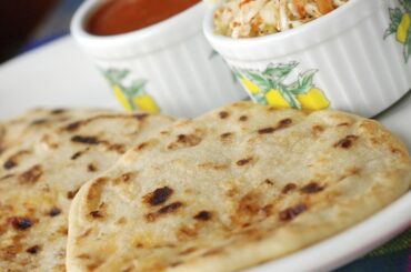 Receta de pupusas de queso salvadoreñas