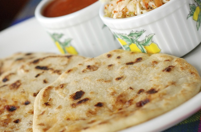 Receta de pupusas de queso salvadoreñas