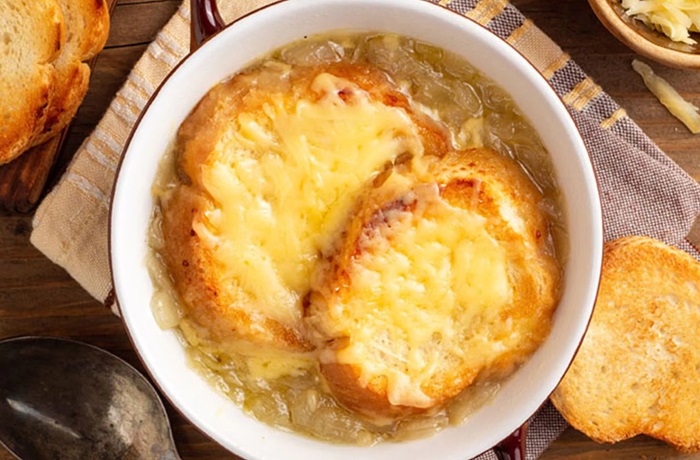 Receta de soa de cebolla tradicional francesa