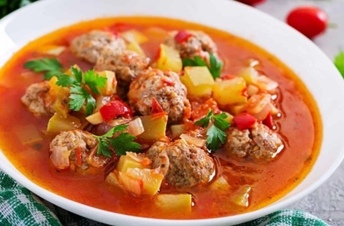 Receta de sopa de albóndigas