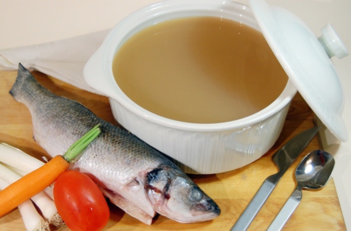 Caldo de pescado