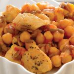 Receta de garbanzos con pollo costarricense