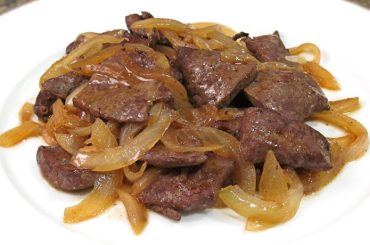 Hígado encebollado receta tradicional de la abuela