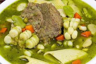 Receta de menestrón peruano adaptación local sencilla y nutritiva
