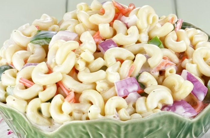 Receta de ensalada de coditos puertorriqueña