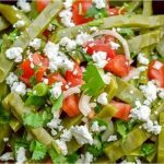 Receta de ensalada de nopales mexicana