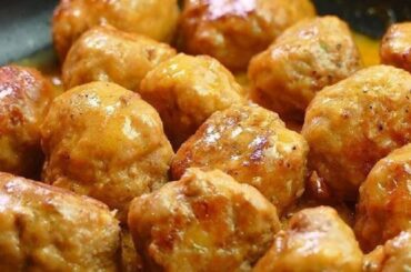 Albóndigas caseras de ternera y cerdo en salsa española