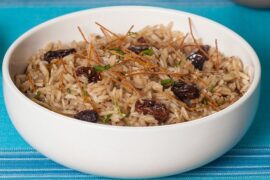 Arroz árabe con fideos tostados y pasas receta peruana
