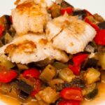 Bacalao en sanfaina gratinado con alioli receta catalana