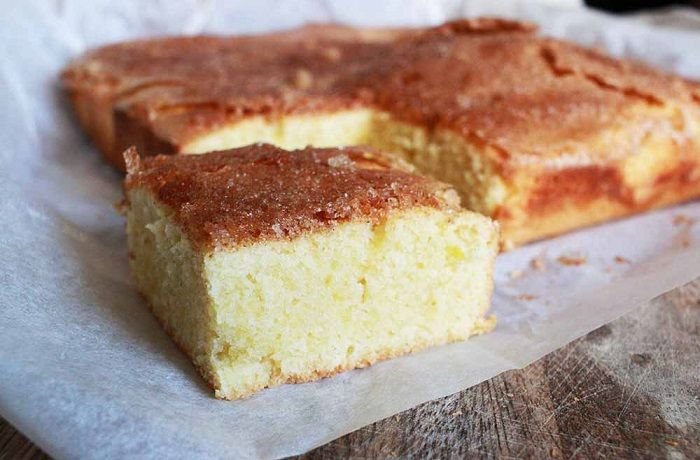 Bica gallega casera con costra de azúcar receta tradicional de Galicia