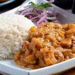 Carapulcra chinchana con arroz blanco receta peruana