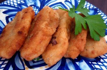 Criadillas de toro rebozadas caseras de la cocina tradicional española