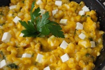 Guiso de trigo peruano con carne y queso fresco receta peruana