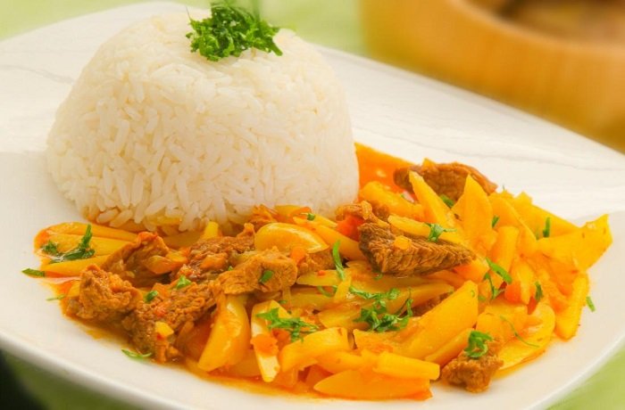 Olluquito con carne y arroz blanco receta peruana