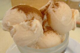 Queso helado arequipeño con canela en polvo receta peruana