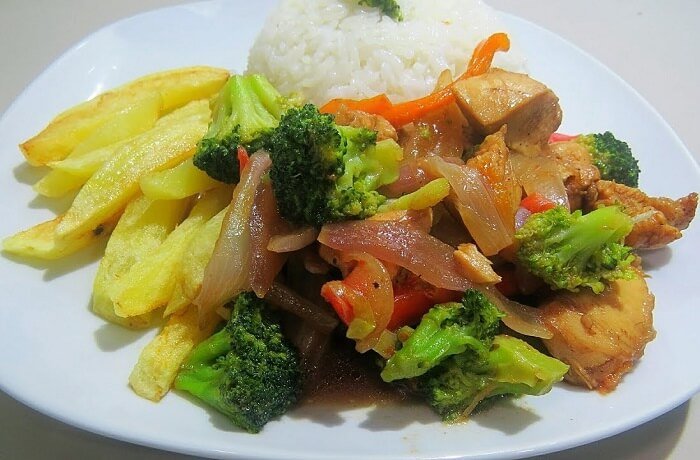 Saltado de brócoli receta peruana