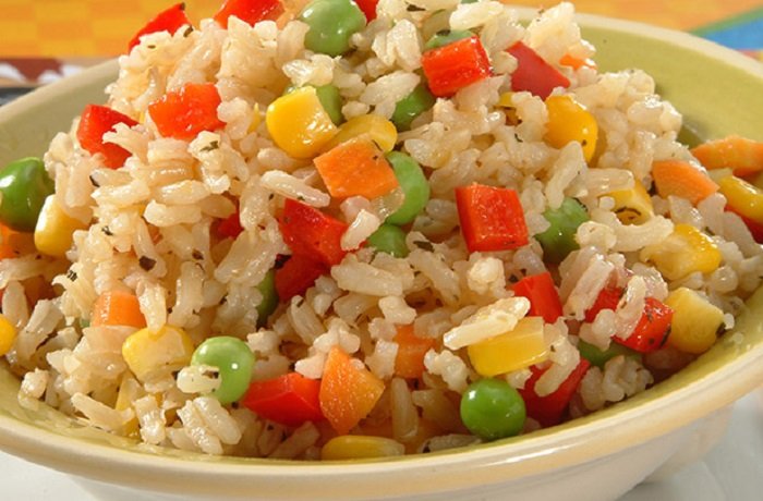 Arroz a la jardinera con verduras y ají amarillo receta peruana