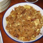 Arroz chaufa de pollo peruano en wok receta casera