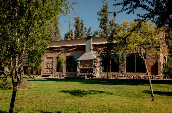 ¿Qué ofrece Brasas de Lo Pirque, la experiencia de campo chileno cerca de Santiago?
