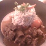Carne guisada guatemalteca de res en recado de tomate receta casera