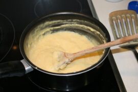 Crema pastelera clásica con vainilla receta casera