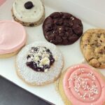 Crumbl cookies caseras con chispas de chocolate receta casera