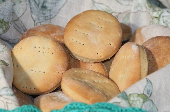 Hallullas chilenas caseras pan redondo y plano receta tradicional