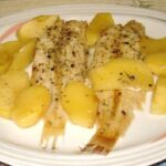 Lenguado a la sidra con manzanas y patatas al horno receta asturiana