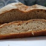 Pan de cebada y limón rústico con masa madre receta casera