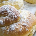 Pan de Mallorca puertorriqueño en espiral con azúcar glas receta de Puerto Rico