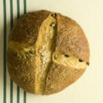 Pan nochebueno dulce con pasas y nueces receta navideña española