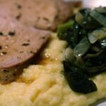 Polenta casera con salsa de carne receta de Argentina Uruguay y Paraguay