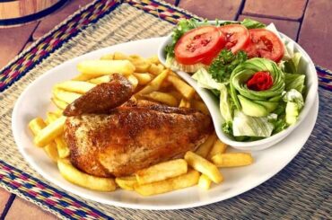 Pollo a la brasa peruano con papas fritas en el ranking de TasteAtlas