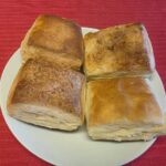 Semitas hondureñas caseras de harina con pasas receta tradicional