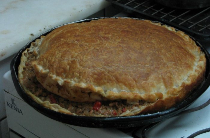 ¿Cómo hacer tarta de atún? Receta argentina casera con huevo y morrón