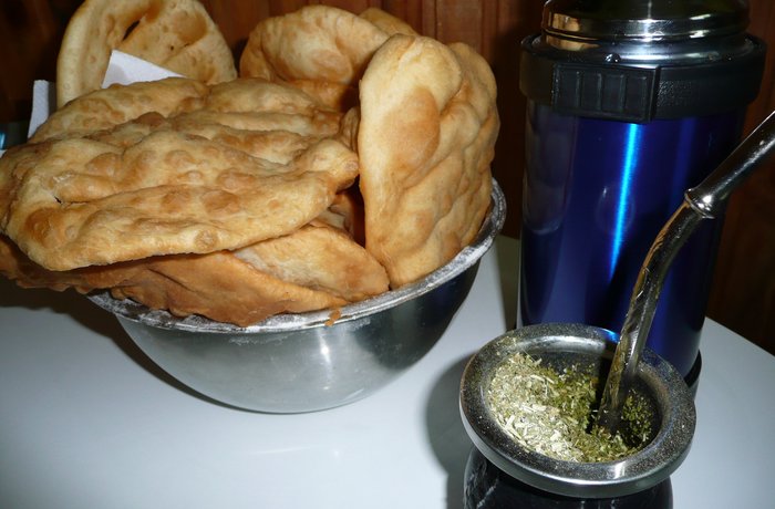 Tortas fritas caseras con azúcar receta uruguaya