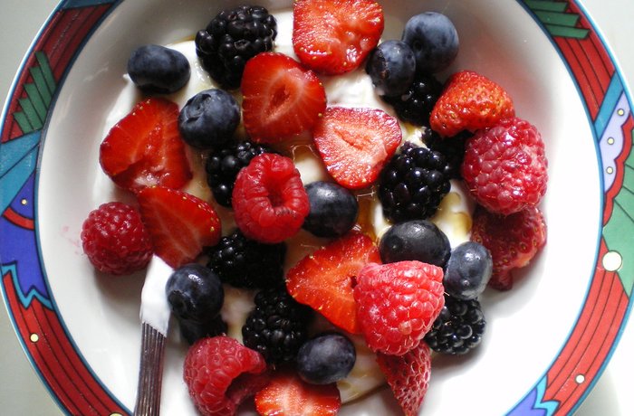 ¿Cómo hacer yogur griego? Receta casera colado y espeso