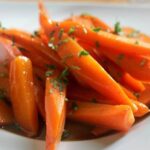 Zanahorias glaseadas en bastones con mantequilla y hierbas receta casera